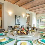 Luce Villa